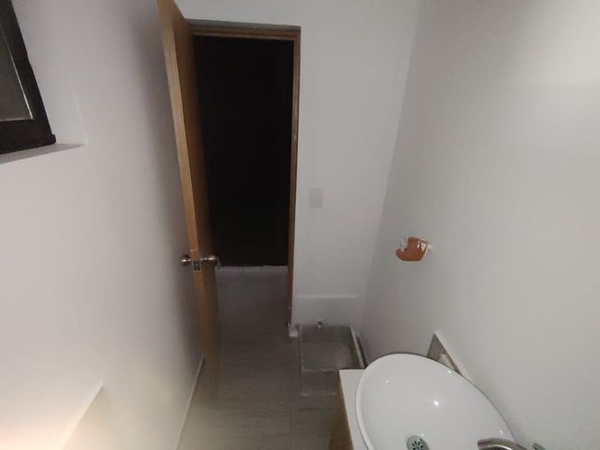 Local en arriendo en Conquistadores, Medellín, 50 m² · foto 3 de 6