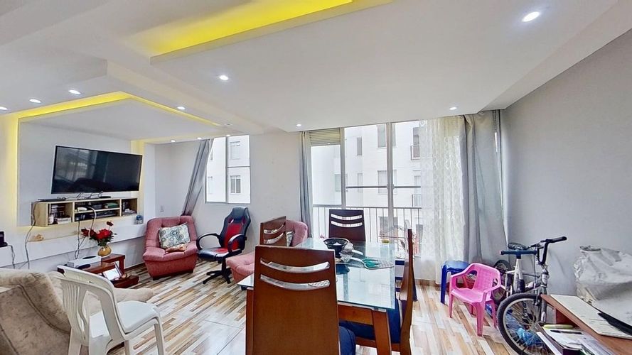 Apartamento de 2 alcobas en venta en Arroyohondo, Yumbo, 46 m² · foto 2 de 19