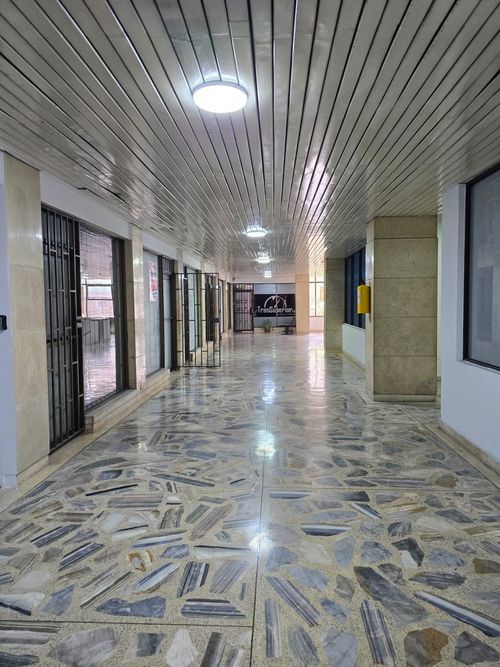 Local en venta en Estadio, Medellín, 20 m² · foto 6 de 13