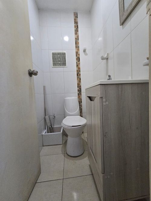 Local en venta en Estadio, Medellín, 20 m² · foto 11 de 13