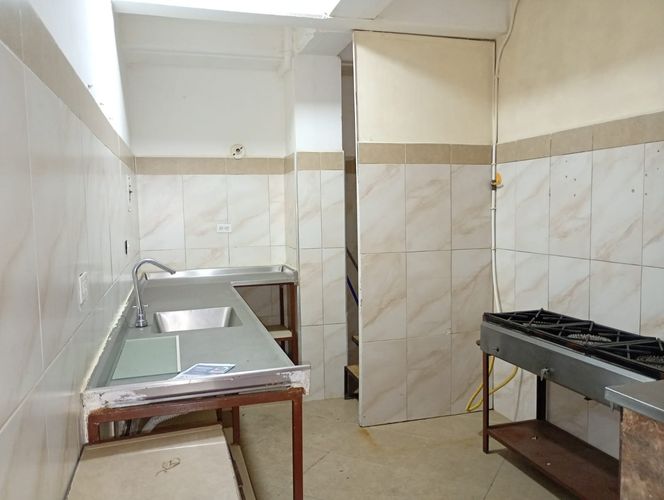 Local en arriendo en El Poblado, Medellín, 23 m² · foto 2 de 5