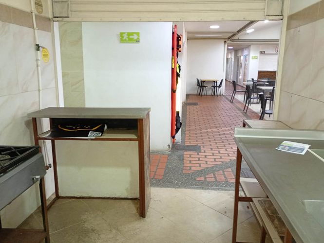 Local en arriendo en El Poblado, Medellín, 23 m² · foto 4 de 5