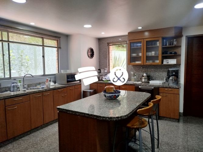 Casa de 4 alcobas en venta en Cerros De Suba, Bogotá, 700 m² · foto 3 de 18