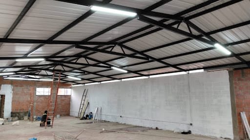 Bodega en arriendo en Las Brisas, La Estrella, 355 m² · foto 8 de 13
