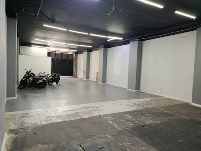 Bodega en arriendo en Rosales, Medellín, 240 m² · foto 3 de 9