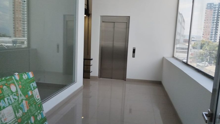 Local en arriendo en Nuevo Sotomayor, Bucaramanga, 3287 m² · foto 22 de 24