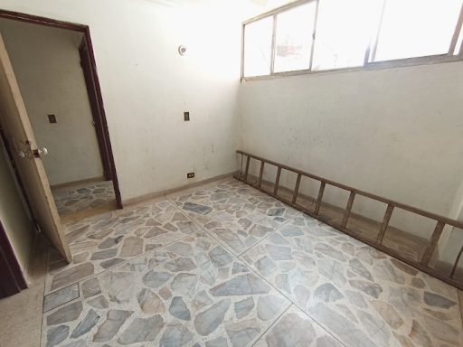 Casa en arriendo en Boston, Medellín · foto 8 de 14