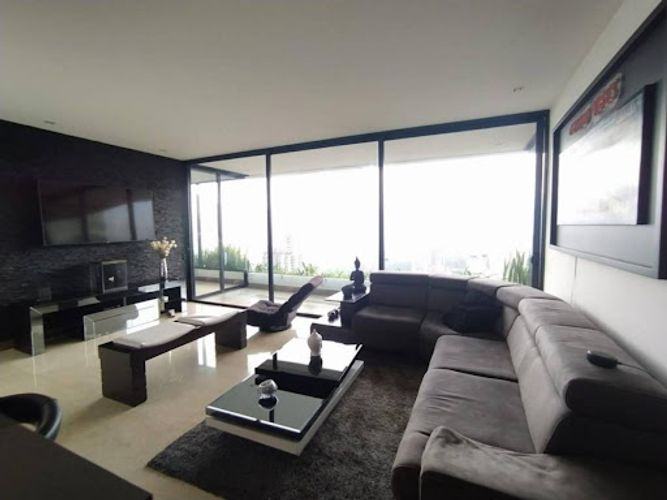 Apartamento de 2 alcobas en arriendo en Loma Del Campestre, Medellín, 130 m² · foto 3 de 12