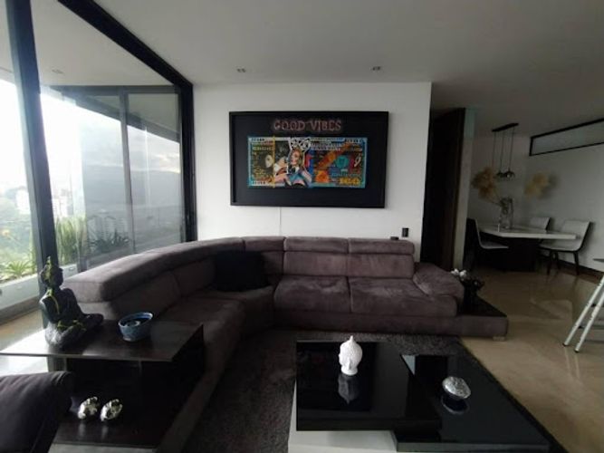 Apartamento de 2 alcobas en arriendo en Loma Del Campestre, Medellín, 130 m² · foto 4 de 12