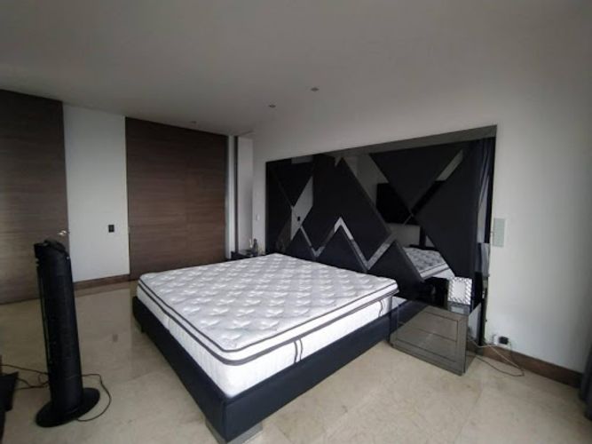 Apartamento de 2 alcobas en arriendo en Loma Del Campestre, Medellín, 130 m² · foto 9 de 12