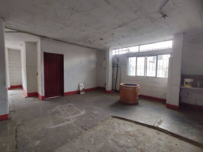 Bodega en arriendo en Trinidad, Medellín, 120 m² · foto 6 de 14