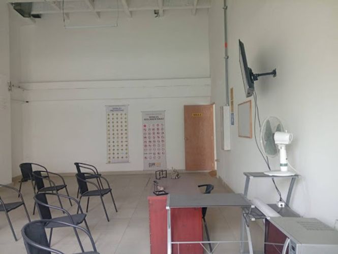 Local en arriendo en San Diego, Medellín, 215 m² · foto 4 de 11