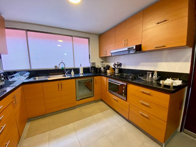 Apartamento de 2 alcobas en venta en Chicó Reservado, Bogotá, 164 m² · foto 8 de 24