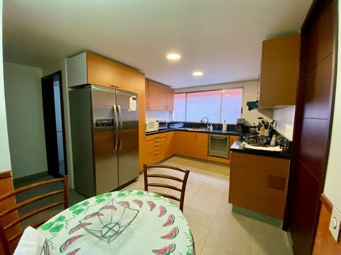 Apartamento de 2 alcobas en venta en Chicó Reservado, Bogotá, 164 m² · foto 9 de 24