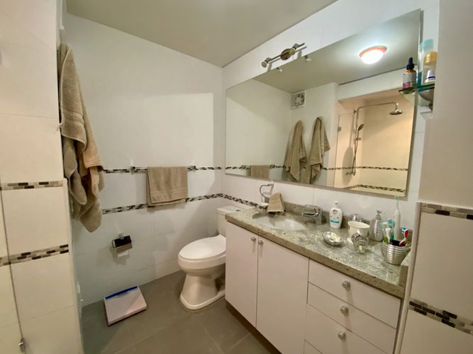 Apartamento de 2 alcobas en venta en Chicó Reservado, Bogotá, 164 m² · foto 21 de 24