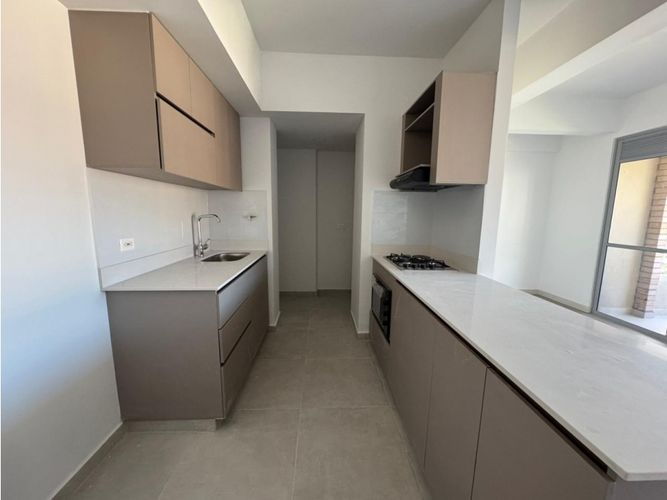 Apartamento de 3 alcobas en venta en Asdesillas, Sabaneta, 83 m² · foto 4 de 13