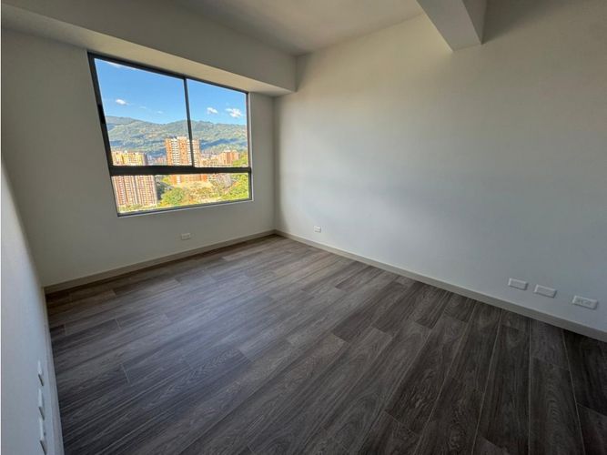 Apartamento de 3 alcobas en venta en Asdesillas, Sabaneta, 83 m² · foto 7 de 13