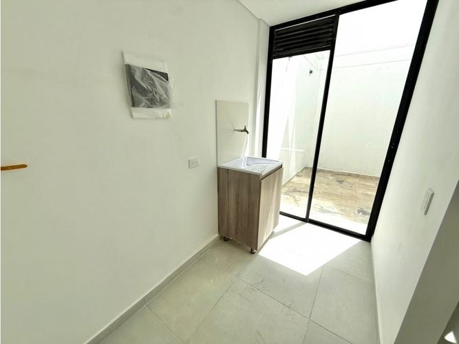 Casa de 3 alcobas en venta en La Ceja, 135 m² · foto 3 de 12