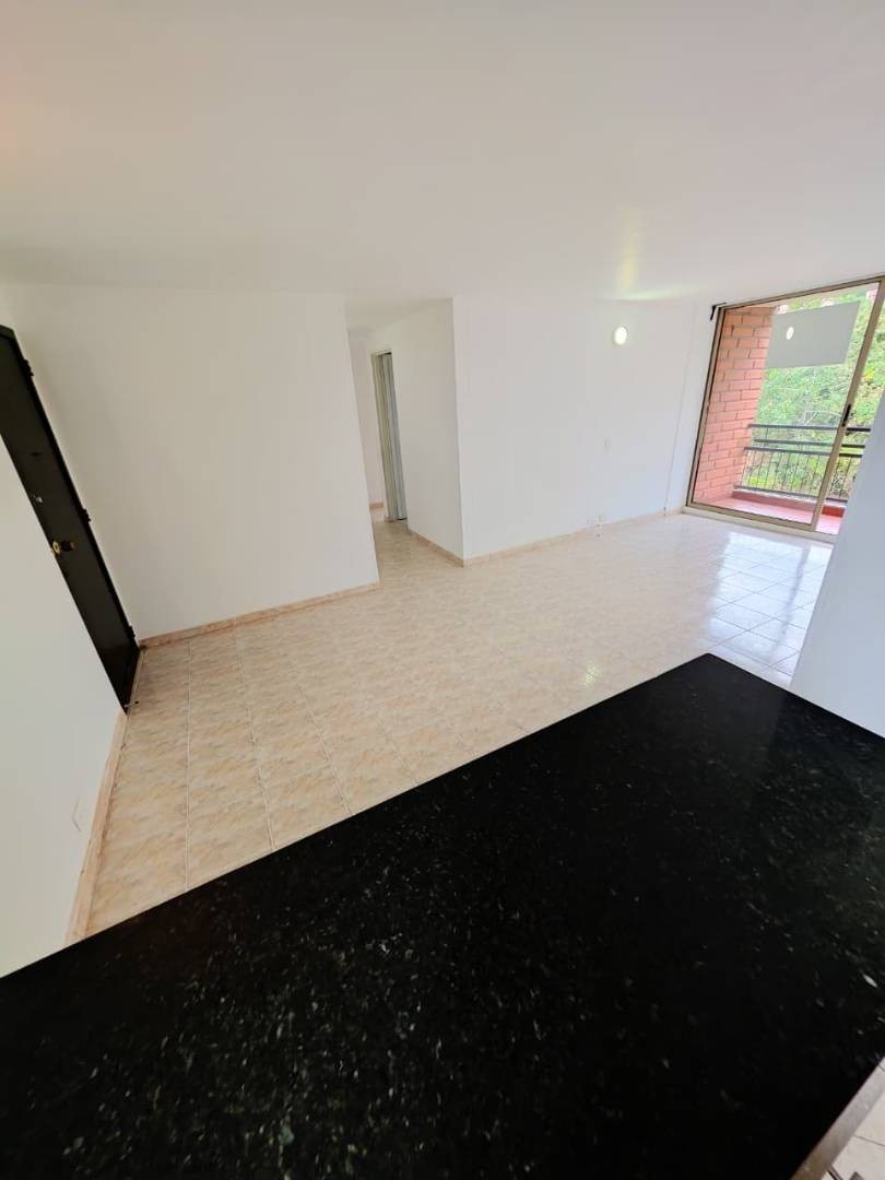 Apartamento en arriendo en San Lucas, Medellín · foto 4 de 17