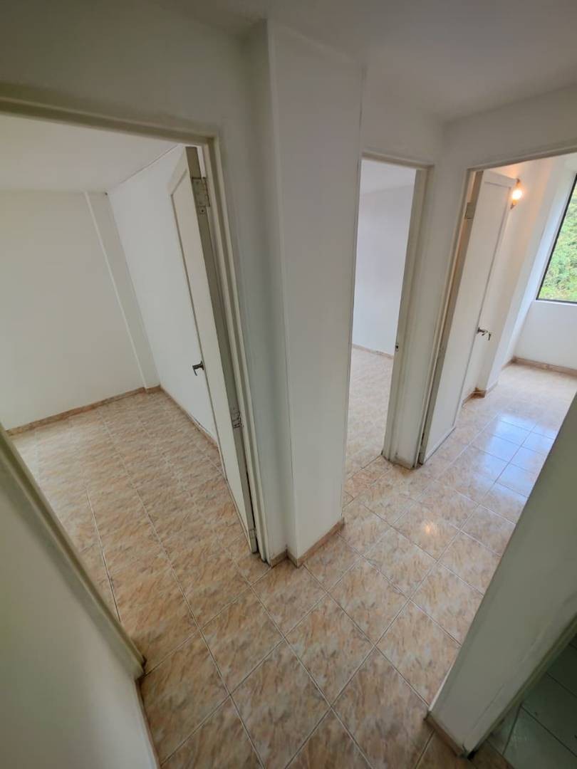 Apartamento en arriendo en San Lucas, Medellín · foto 8 de 17