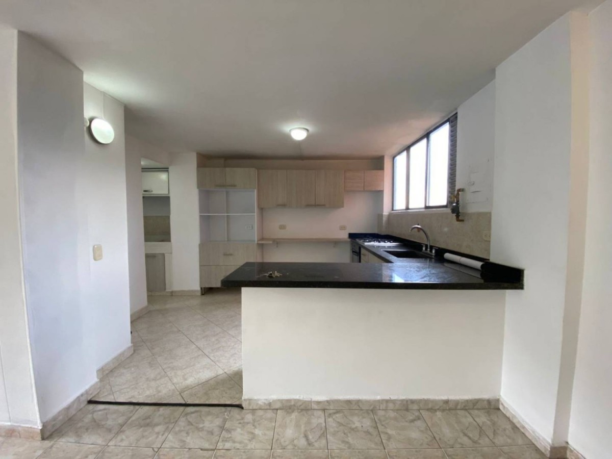 Apartamento en arriendo en San Lucas, Medellín · foto 12 de 17