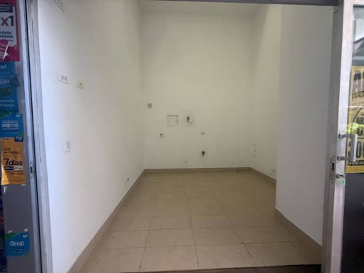 Local en arriendo en Niquia, Bello, 12 m² · foto 6 de 10