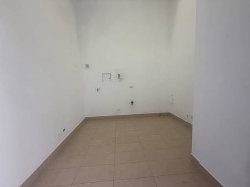 Local en arriendo en Niquia, Bello, 12 m² · foto 9 de 10