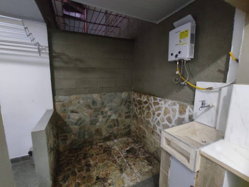 Apartaestudio en arriendo en Bosques De Zuñiga, Envigado · foto 5 de 7