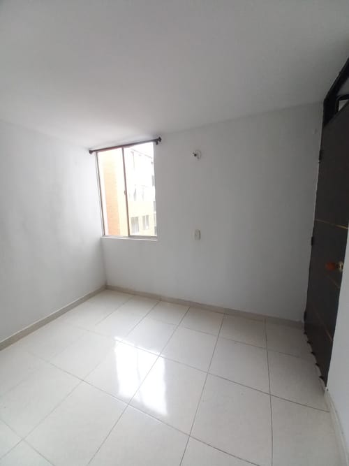 Apartamento de 3 alcobas en venta en Picaleña Y Mirolindo, Ibagué, 45 m² · foto 9 de 24