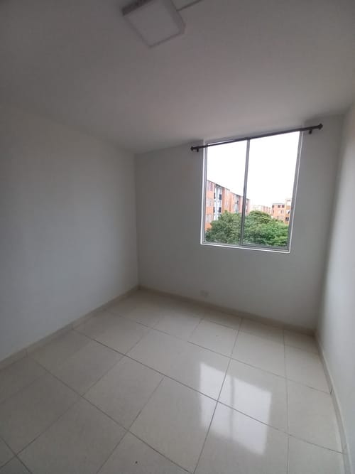 Apartamento de 3 alcobas en venta en Picaleña Y Mirolindo, Ibagué, 45 m² · foto 11 de 24