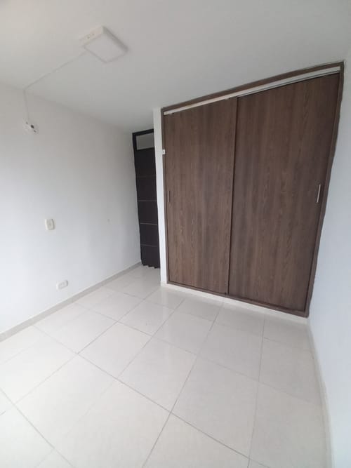 Apartamento de 3 alcobas en venta en Picaleña Y Mirolindo, Ibagué, 45 m² · foto 12 de 24