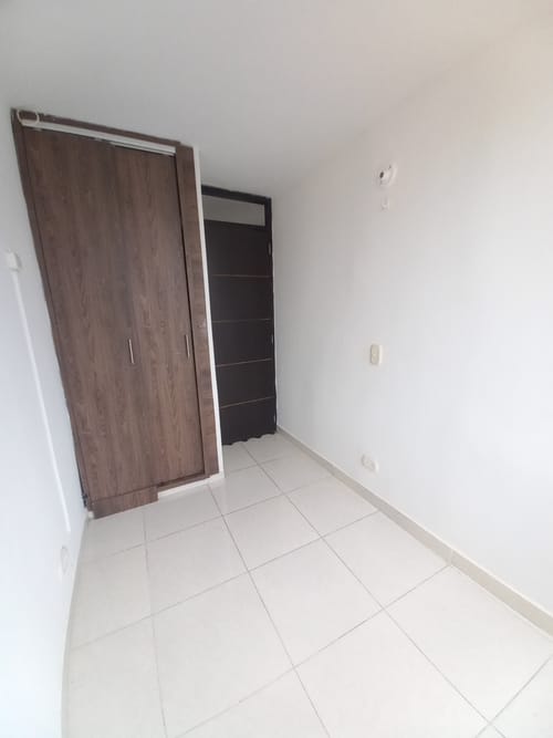Apartamento de 3 alcobas en venta en Picaleña Y Mirolindo, Ibagué, 45 m² · foto 14 de 24