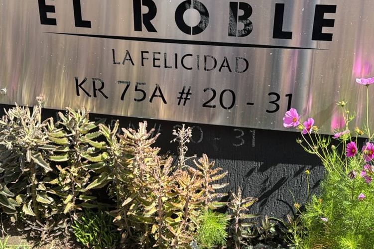 Apartamento en venta en La Felicidad, Bogotá · foto 2 de 15
