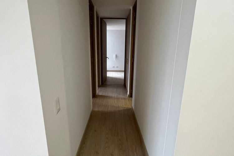 Apartamento en venta en La Felicidad, Bogotá · foto 7 de 15