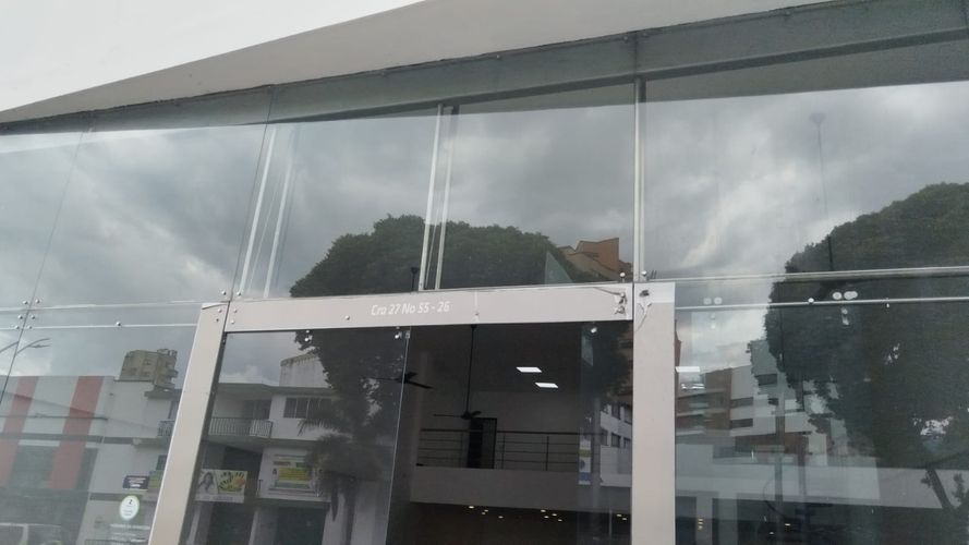 Local en arriendo en Nuevo Sotomayor, Bucaramanga, 1651 m² · foto 5 de 24