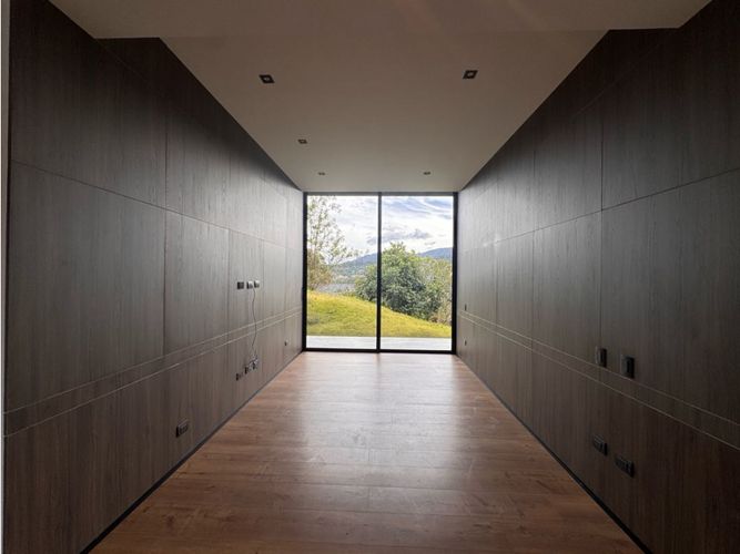 Casa de 3 alcobas en venta en Las Palmas, Envigado, 430 m² · foto 5 de 24
