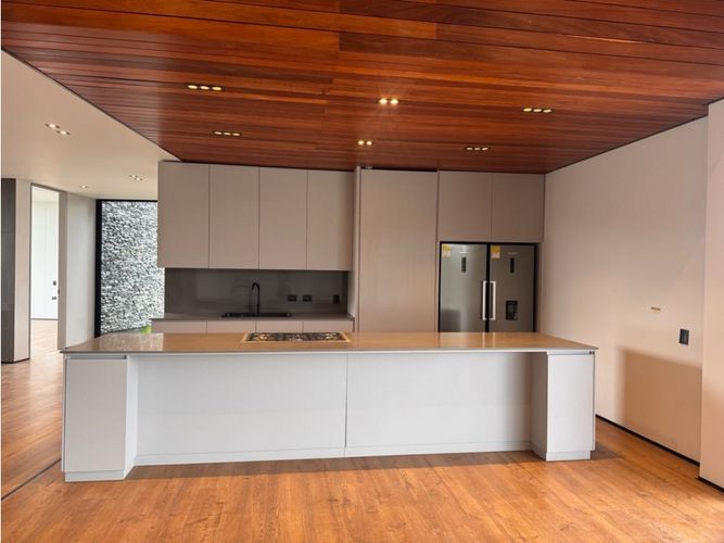 Casa de 3 alcobas en venta en Las Palmas, Envigado, 430 m² · foto 8 de 24