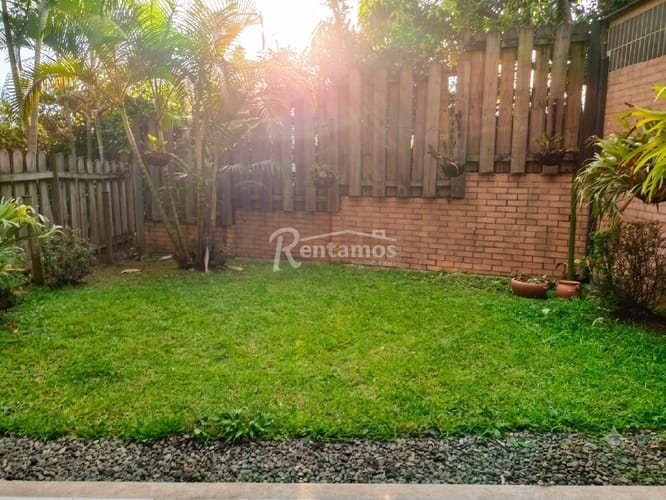 Casa de 4 alcobas en venta en El Diamante No. 2, Medellín, 234 m² · foto 8 de 15
