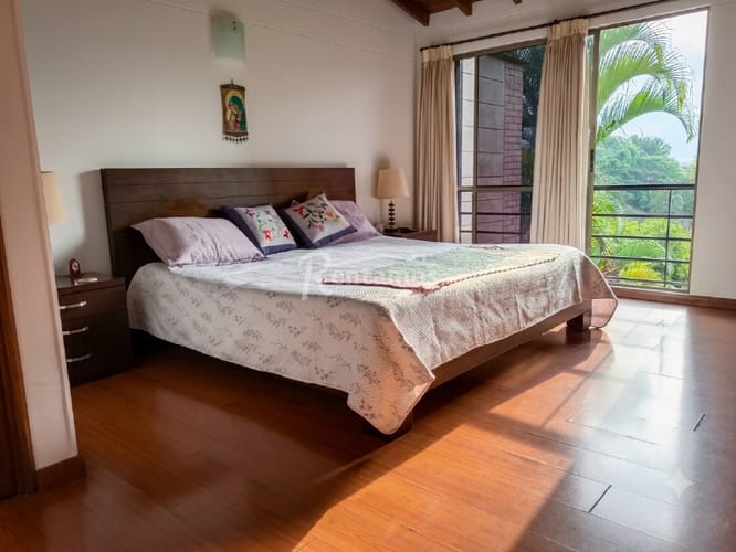Casa de 4 alcobas en venta en El Diamante No. 2, Medellín, 234 m² · foto 11 de 15