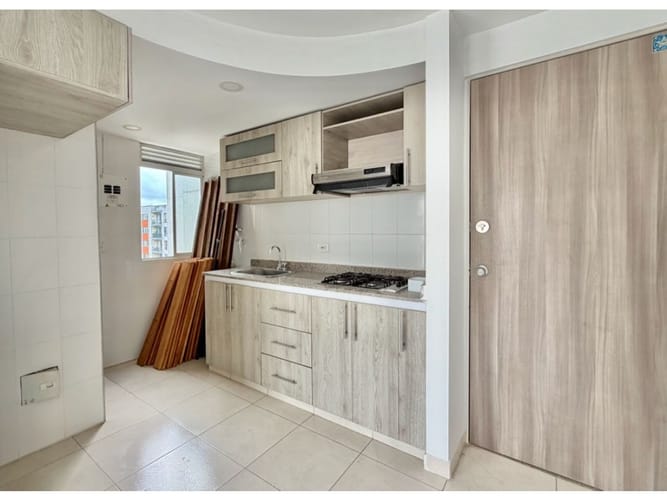 Apartamento de 3 alcobas en venta en Cr. Los Naranjos, Jamundí, 63 m² · foto 5 de 21