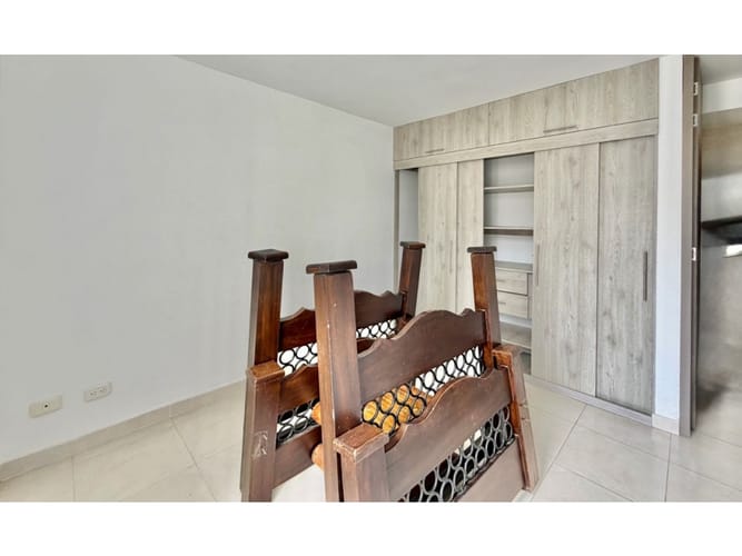Apartamento de 3 alcobas en venta en Cr. Los Naranjos, Jamundí, 63 m² · foto 11 de 21