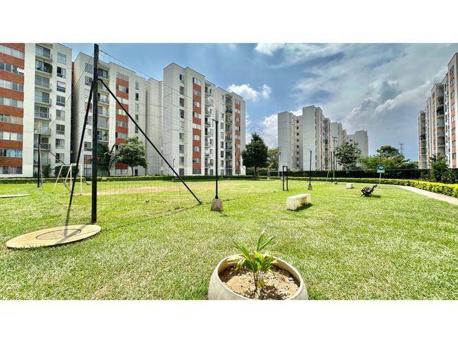 Apartamento de 3 alcobas en venta en Cr. Los Naranjos, Jamundí, 63 m² · foto 20 de 21