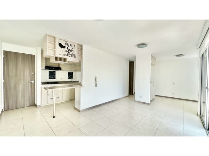 Apartamento de 2 alcobas en venta en Los Naranjos I, Jamundí, 65 m² · foto 4 de 21
