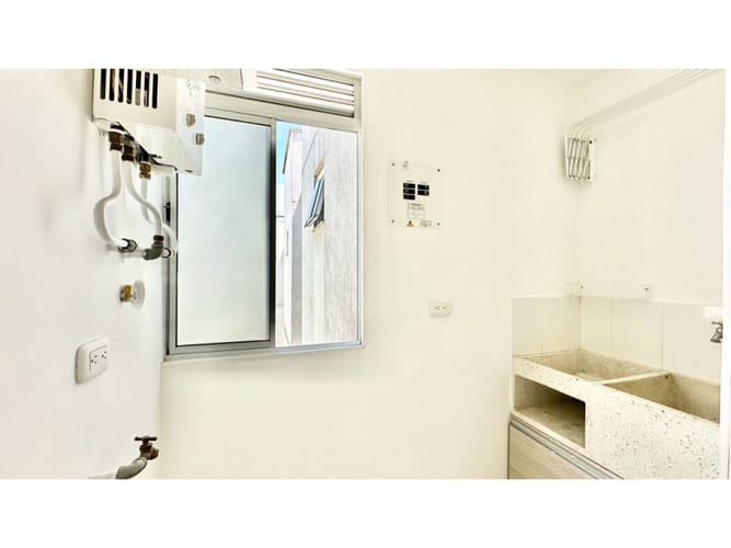 Apartamento de 2 alcobas en venta en Los Naranjos I, Jamundí, 65 m² · foto 8 de 21