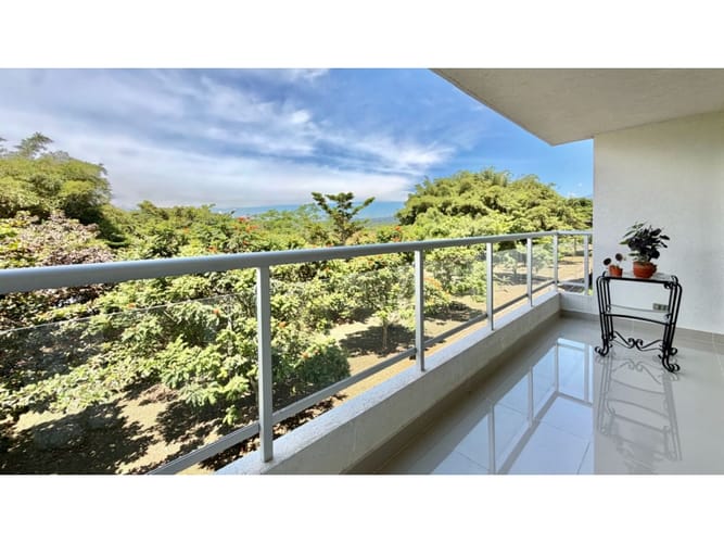 Apartamento de 3 alcobas en venta en Las Mercedes, Jamundí, 119 m² · foto 3 de 23