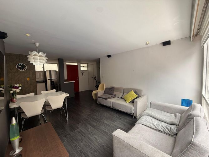 Apartamento de 2 alcobas en venta en Santa Barbara, Bogotá, 57 m² · foto 2 de 13