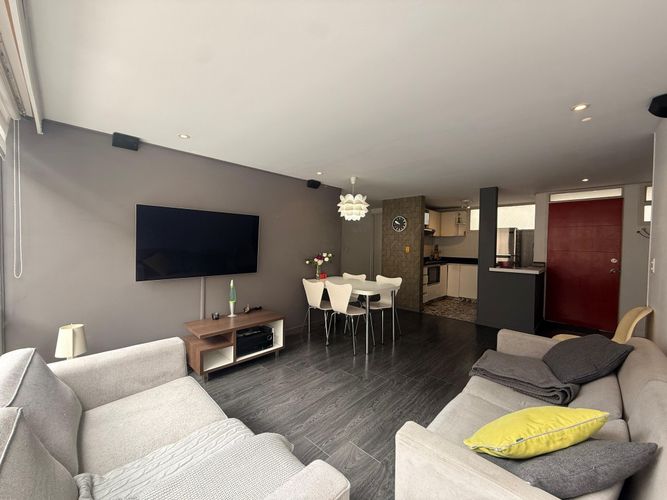 Apartamento de 2 alcobas en venta en Santa Barbara, Bogotá, 57 m² · foto 3 de 13