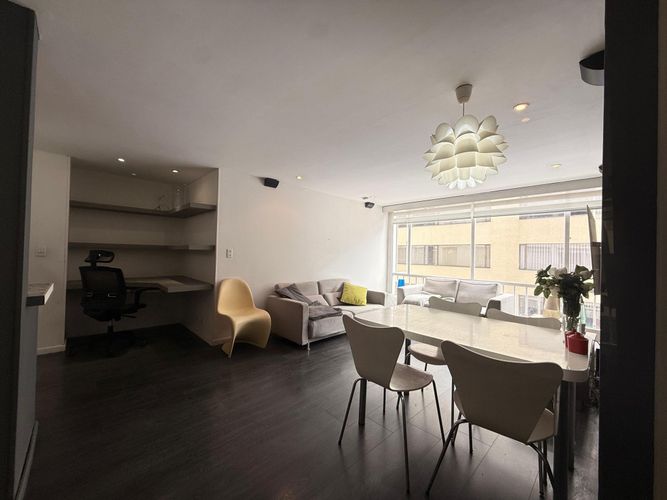Apartamento de 2 alcobas en venta en Santa Barbara, Bogotá, 57 m² · foto 4 de 13