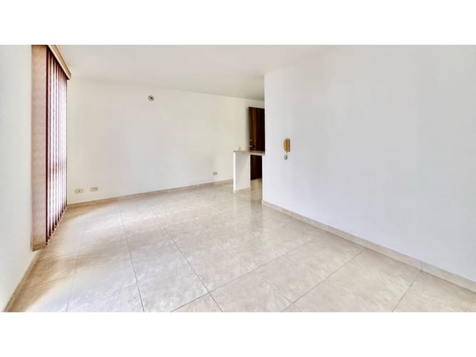 Apartamento de 2 alcobas en venta en Los Naranjos I, Jamundí, 65 m² · foto 10 de 24