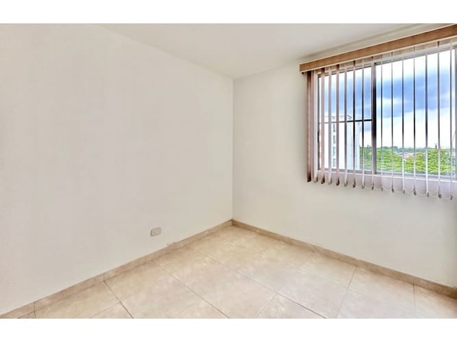 Apartamento de 2 alcobas en venta en Los Naranjos I, Jamundí, 65 m² · foto 20 de 24